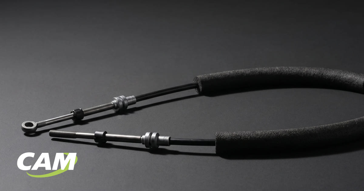 Ilustración de un cable selector de velocidades con manguitos de hule espuma, casquillos de zinc y varillas sólidas.